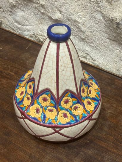 LONGWY.
Piriform vase, polychrome enamel...