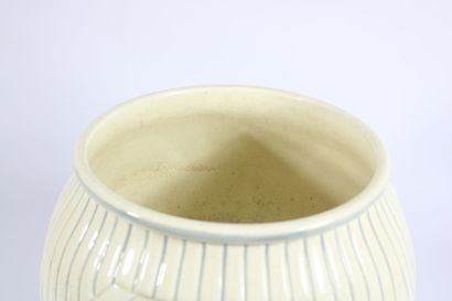 ORCHIES. Attributed to.
Large Art Deco pot...