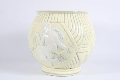 ORCHIES. Attributed to.
Large Art Deco pot...