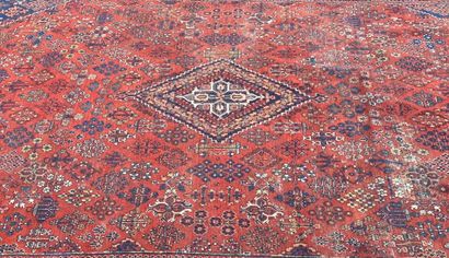 Large, ancient Djochagan. Iran. Circa 1940/50
Dimensions...