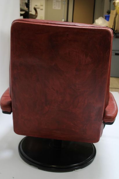ORIGINAL NELO SWEDEN.
Pair of burgundy leather...