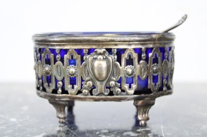 Pair of salt cellars with silver mount hallmarked...