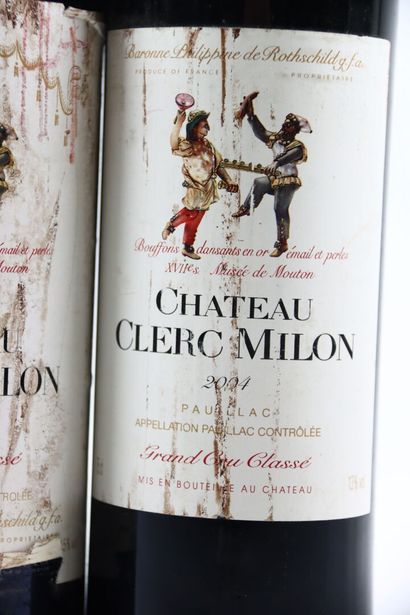 Réunion de 3 bouteilles de PAUILLAC du Château...