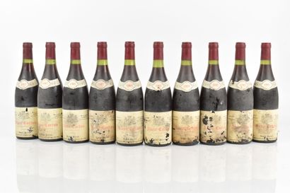 10 bouteilles d'ALOXE-CORTON 1985 du Domaine...