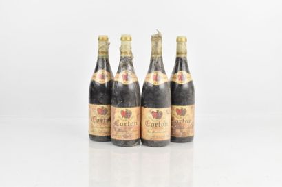 Réunion de 4 bouteilles de CORTON Grand Cru...