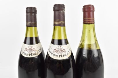 Réunion de 3 bouteilles de BEAUNE du DOMAINE...