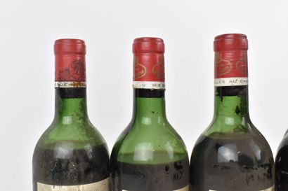 7 bouteilles de MOULIS EN MEDOC 1964 du Château...