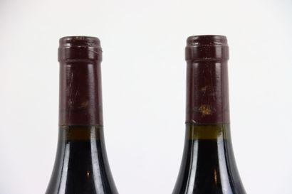 Réunion de 2 bouteilles de VOSNE-ROMANÉE...