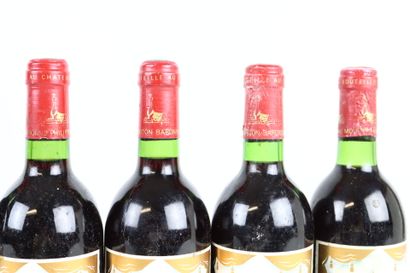 8 bouteilles de PAUILLAC 1979 en Hommage...