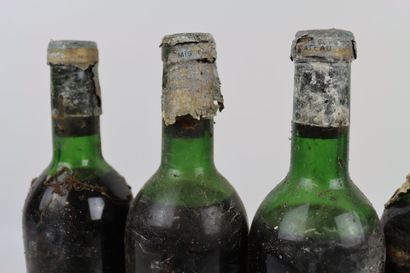 6 bouteilles de POMEROL de 1971 du Château...