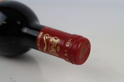 1 bouteille de PAUILLAC 1987 du Château Mouton-Rothschild...