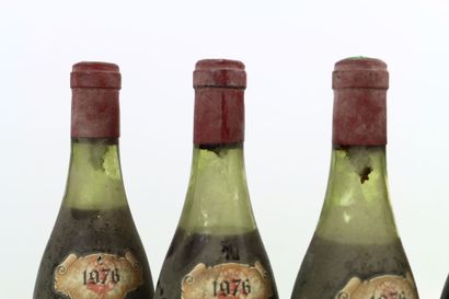 Réunion de 7 bouteilles de vins du domaine...