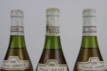 3 bouteilles de CORTON-CHARLEMAGNE Grand...