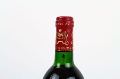 1 bouteille de PAUILLAC 1989 Château Mouton...
