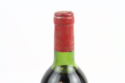 1 bouteille de PAUILLAC 1982 du Château MOUTON...