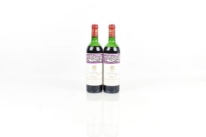 2 bouteilles de PAUILLAC 1988 du Château...