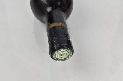 5 bouteilles de POMEROL 1964 du Château LA...