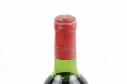 1 bouteille de PAUILLAC 1982 du Château MOUTON...