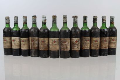 12 bouteilles de POMEROL de 1971 du Château...