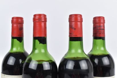 4 bouteilles de GRAVES Grand Cru 1976 du...