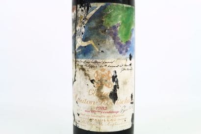 1 bouteille de PAUILLAC 1982 du Château MOUTON...