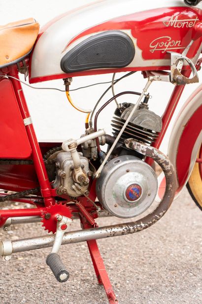 MONET GOYON.
Motorcycle, reference 33G 2302....