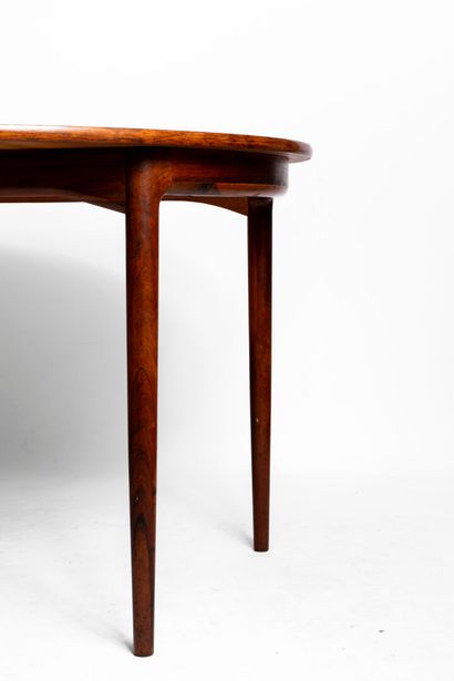 KOFOD-LARSEN (1921-2003). 
Table circulaire...