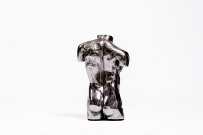 BERTHET (1942).
Male torso, bronze. Signed...