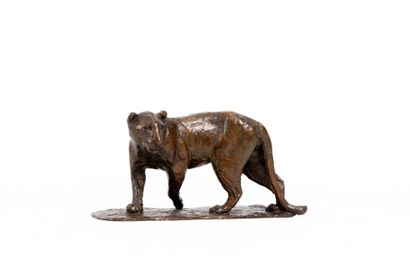 Roger GODCHAUX (1878-1958).
Lioness on the...