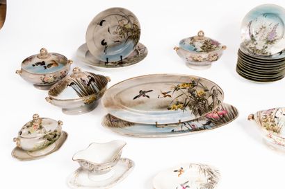 Ceramic dinnerware set with Japanese decor...