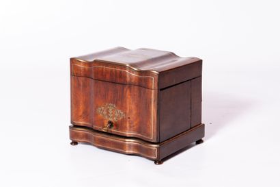 Mahogany and mahogany veneer liquor cabinet...