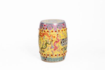 CHINA.
Polychrome ceramic stool decorated...