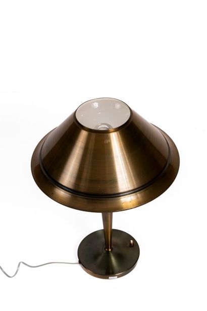 Jean PERZEL (1892-1986).
Lampe de bureau...