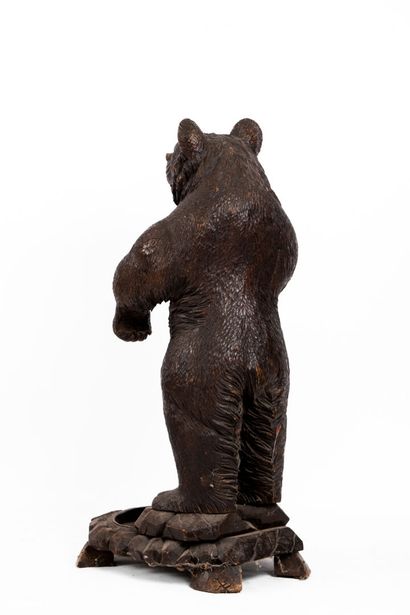 Black Forest 19th century.
Carved wooden...