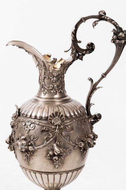 CARDEILHAC PARIS.
A chased bronze, silver-plated...