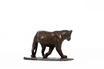 Roger GODCHAUX (1878-1958).
Lioness on the...