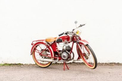 MONET GOYON.
Motorcycle, reference 33G 2302....