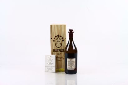 1 bouteille de CHARTREUSE Jaune VEP (Vieillissement...