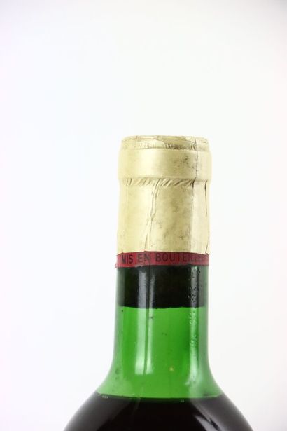 1 bouteille de PAUILLAC 1967 du Château LAFITE-ROTHSCHILD...