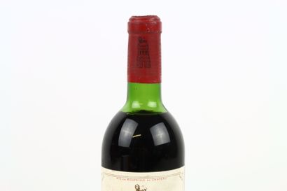 1 bouteille de PAUILLAC de 1972 du Château...