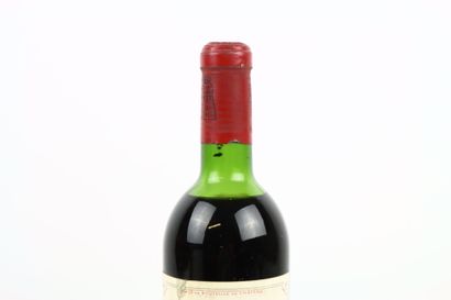 1 bouteille de PAUILLAC de 1972 du Château...