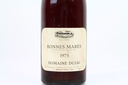 1 bouteille de BONNES MARES 1975 du Domaine...