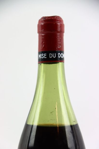 1 bouteille de RICHEBOURG 1970 du domaine...