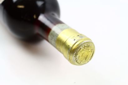 1 bouteille de SAUTERNE Lur-Saluces 1919...