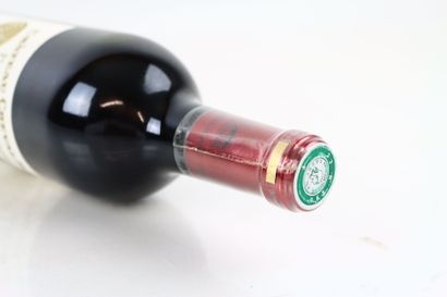 1 bouteille de SAINT-EMILION 2001 du Château...