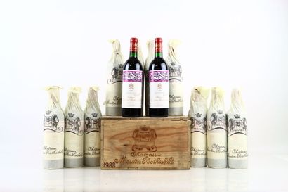 12 Bouteilles de PAUILLAC 1988 du Château...