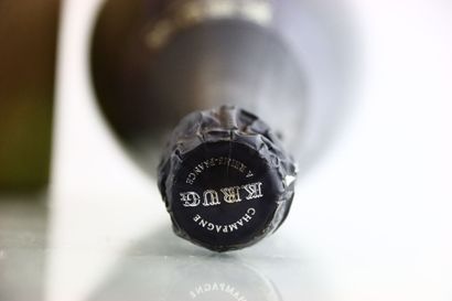 1 bouteille de CHAMPAGNE Clos d'Ambonnay...