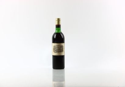 1 bouteille de PAUILLAC 1967 du Château LAFITE-ROTHSCHILD...