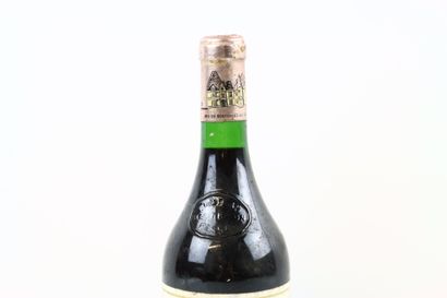 1 bouteille de PESSAC-LEOGNAN 1982 du Château...