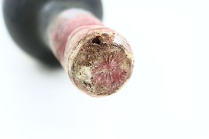 1 bouteille de PAUILLAC 1960 du Château MOUTON...